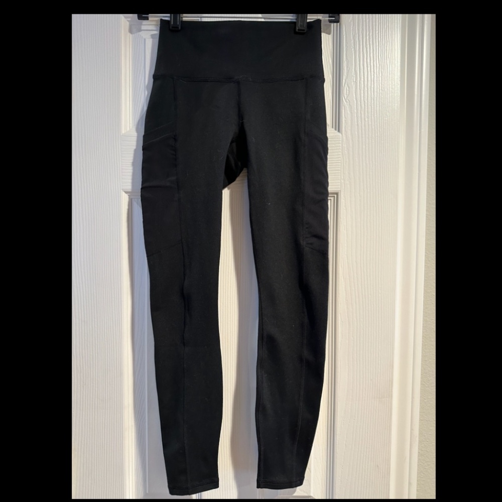 Fabletics high waisted 25” legging with pockets, size XS